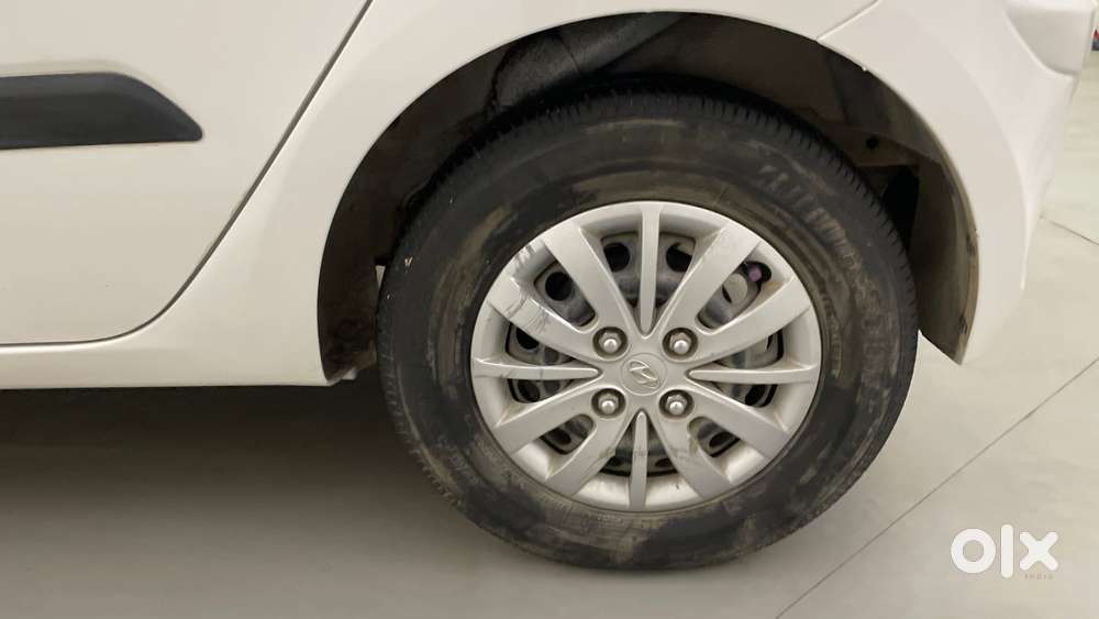 Hyundai I10 Sportz 1.1 Irde2, 2015, Petrol