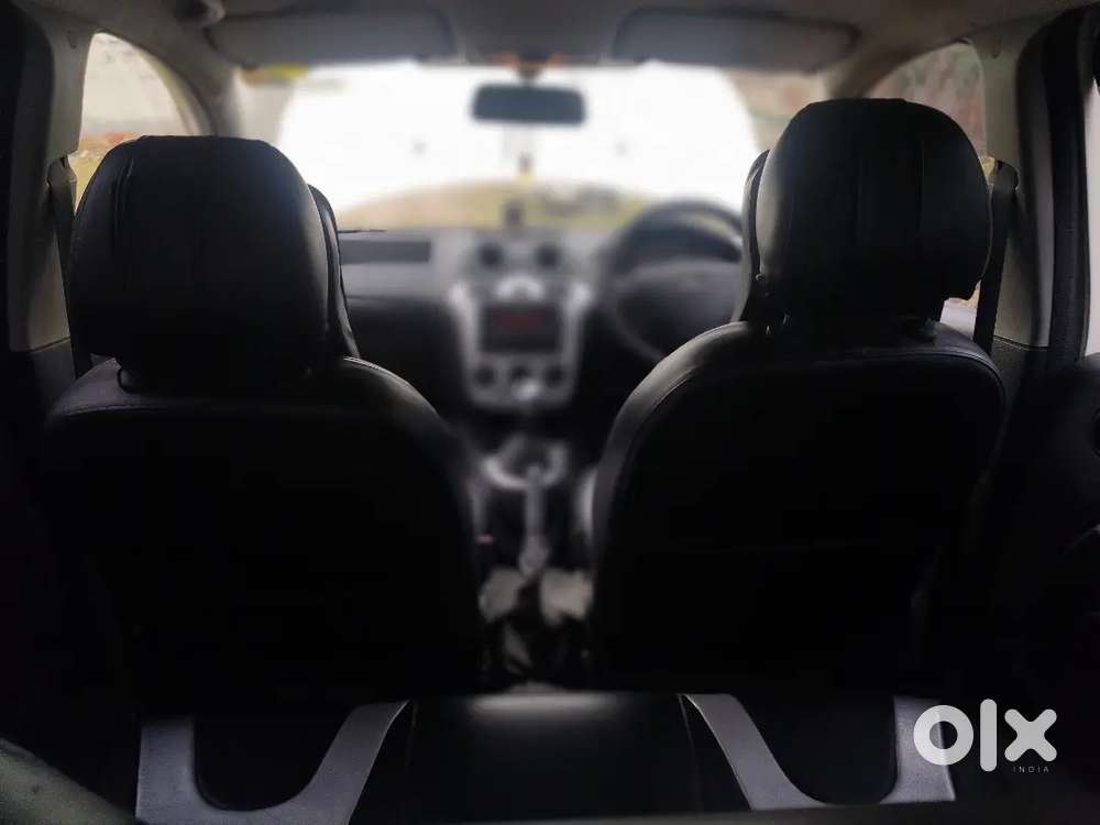 Ford Figo 1.2 Petrol Zxi 2012