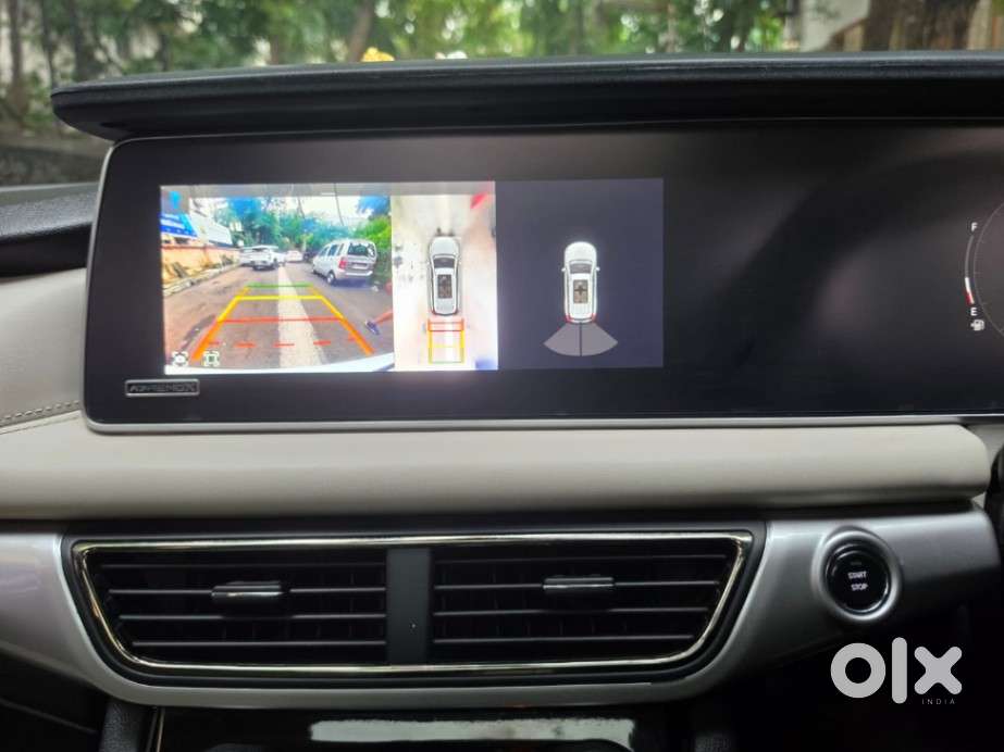 Mahindra Xuv700 2.0 Ax 7 Petrol At Luxury Pack Str, 2024, Petrol
