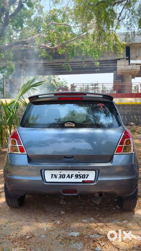 Maruti Suzuki Swift Vxi + Manual, 2010, Petrol
