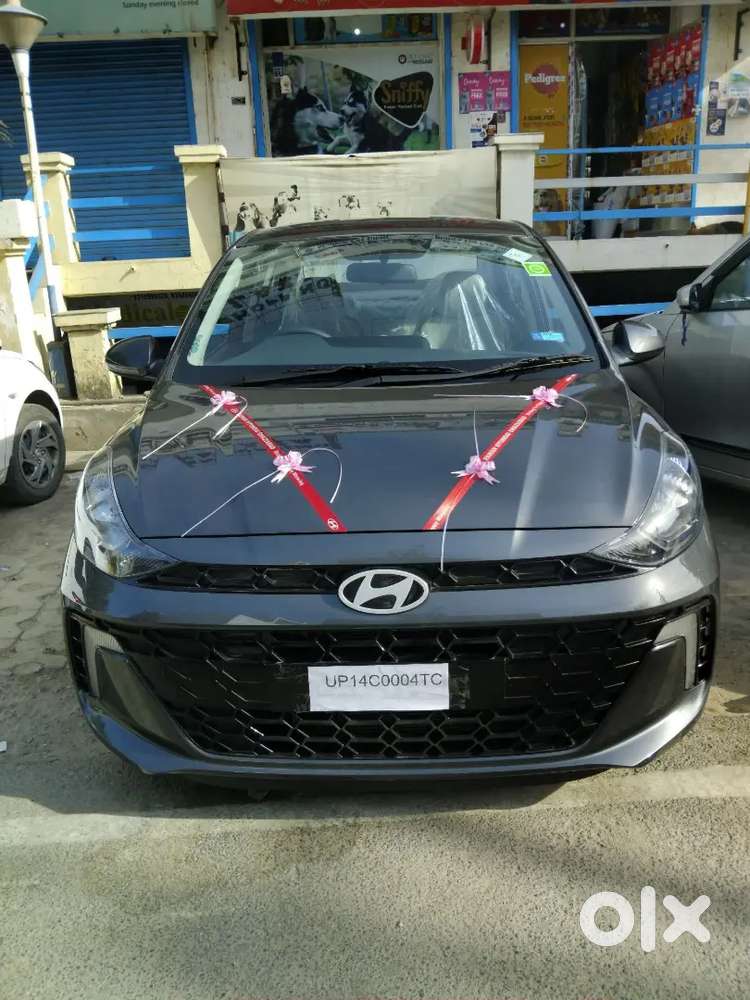 Hyundai Aura 2026 Cng & Hybrids 201 Km Driven