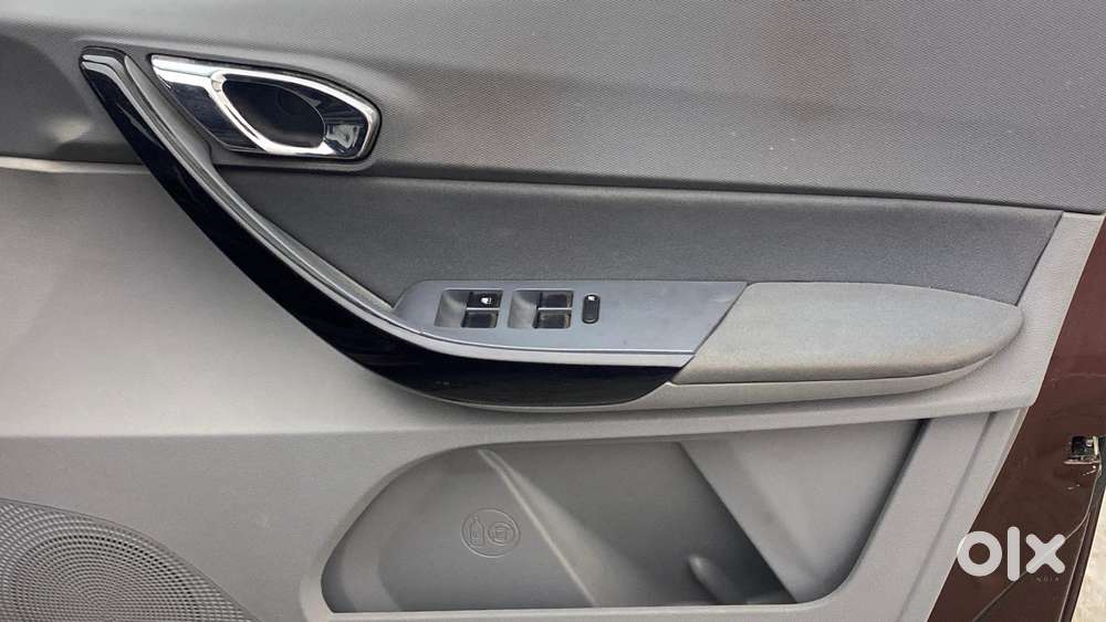 Tata Tigor Xza Plus, 2021, Petrol