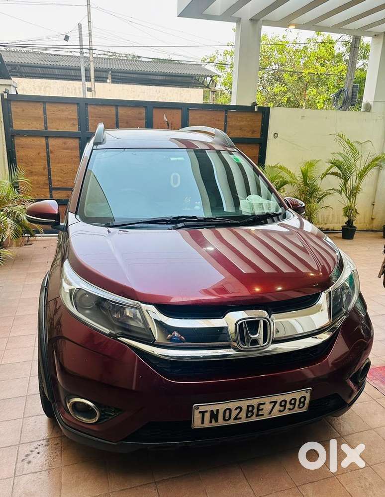 Honda Br-v 2016 Petrol Very Good Condition & Updgraded