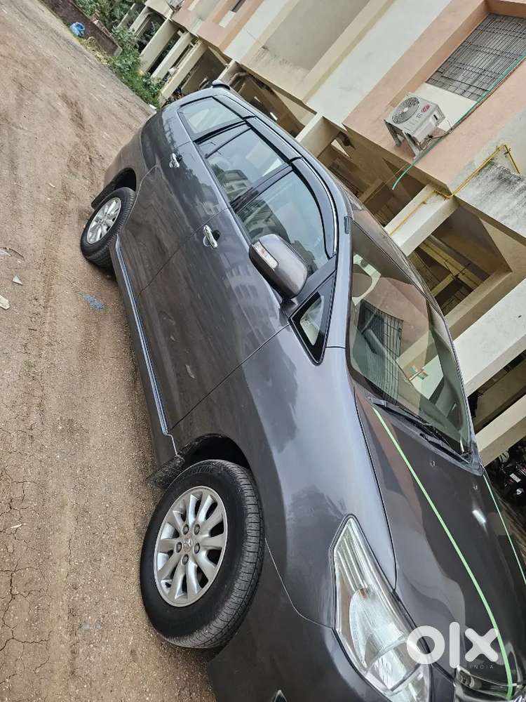 Toyota Innova 2012 Diesel Well Maintained