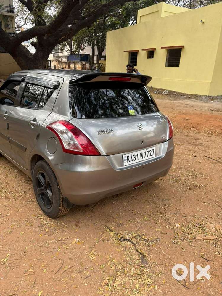 Maruti Suzuki Swift 2013 Diesel 84000 Km Driven