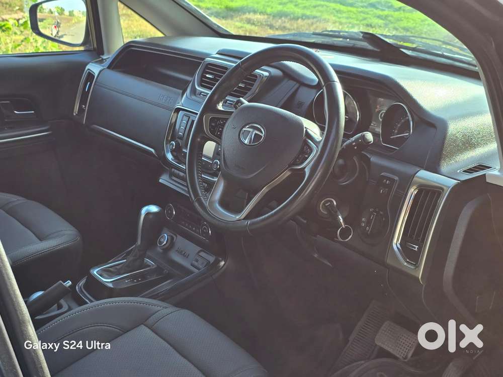 Tata Hexa 2.2 Xta 4x2 6 Str Dual Tone, 2017, Diesel