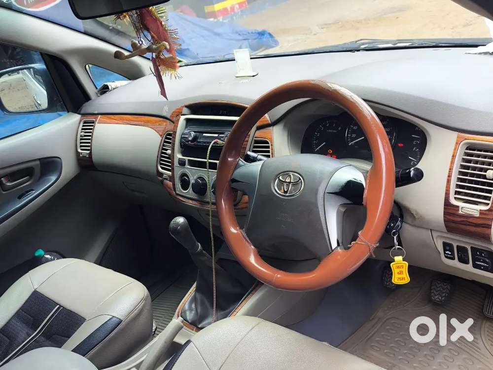 Toyota Innova 2012 Model No Claim No Accident At All. Full Geniune Car