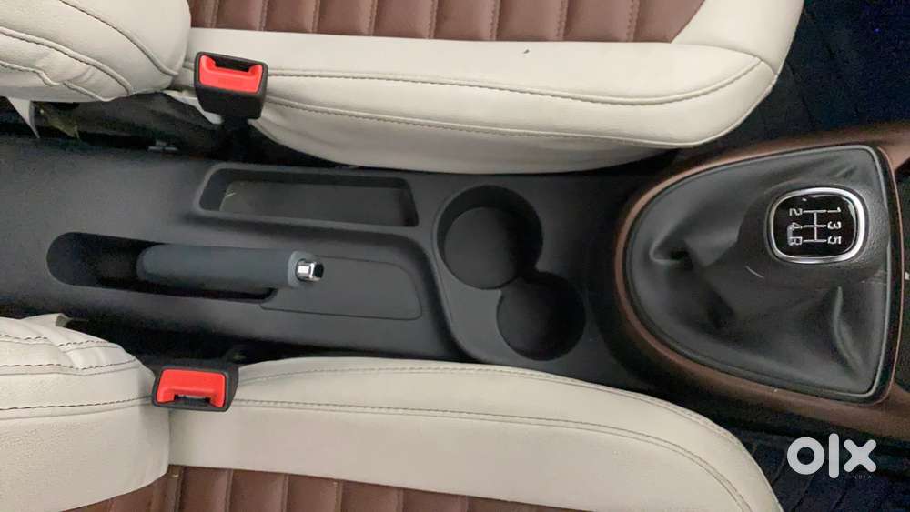 Hyundai Aura 1.2 Sx Petrol Manual, 2024, Petrol