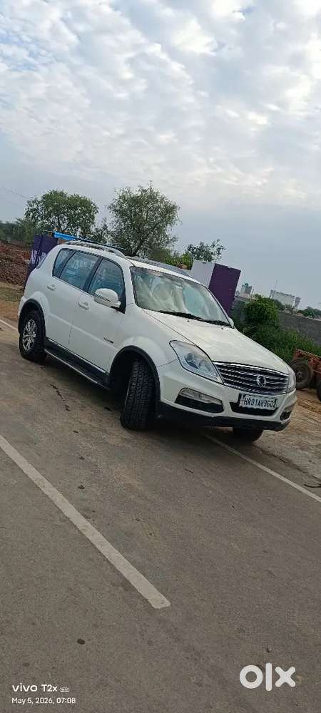Mahindra Rexton 2014 ऑटोमैटिक