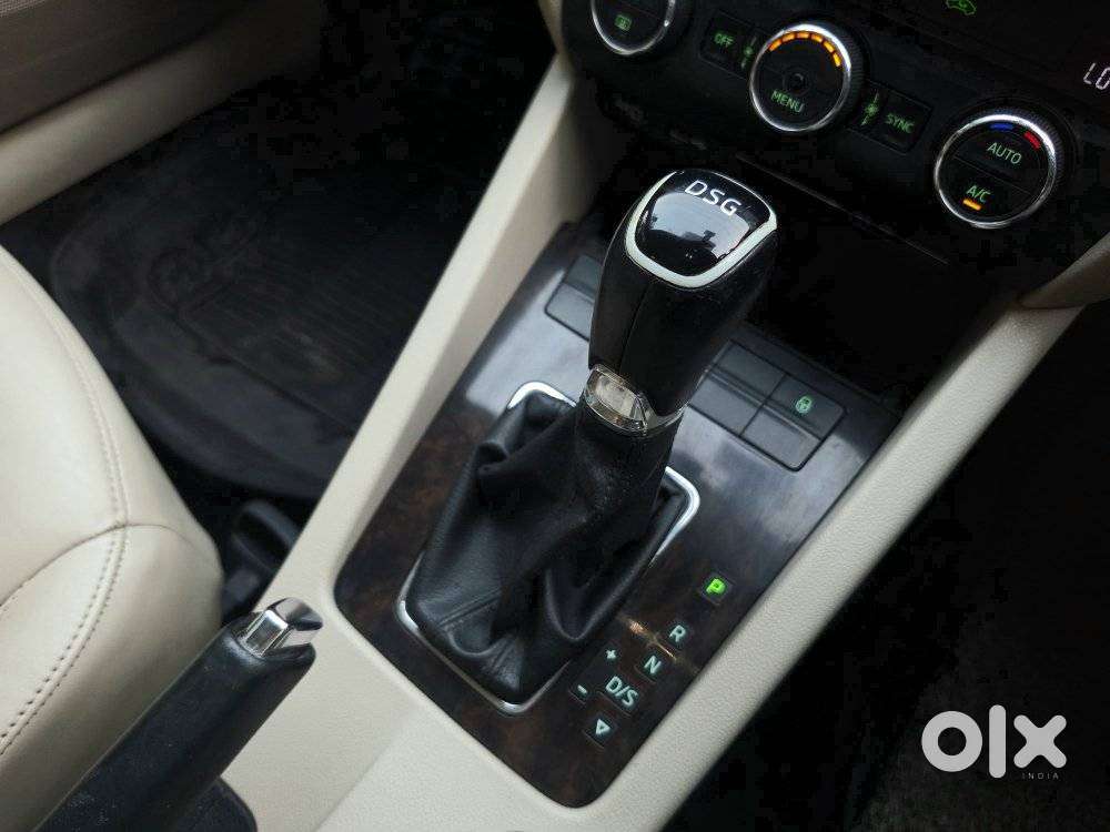 Skoda Octavia 1.8 Elegance Tsi At, 2016, Petrol
