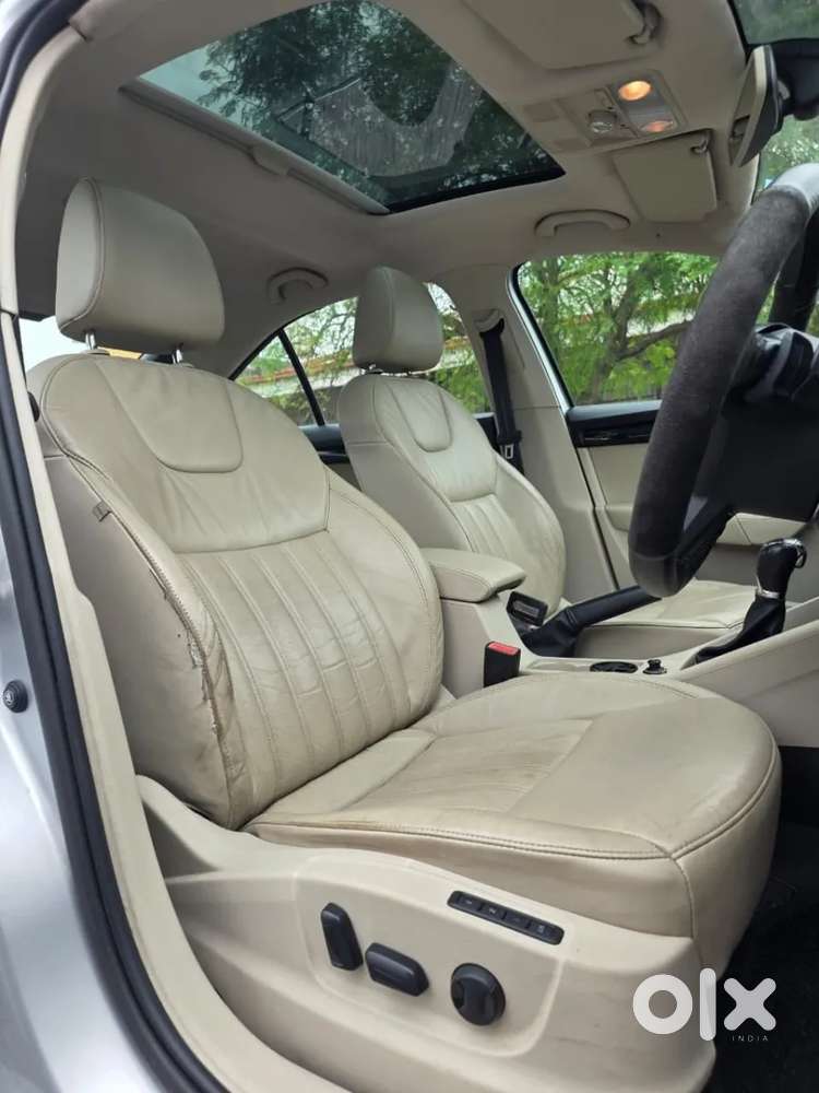 Skoda Octavia 1.8 Tsi At L K, 2017, Petrol