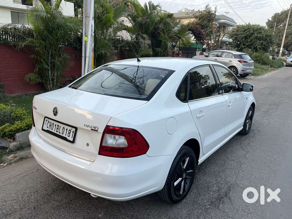 Skoda Rapid 2013-2016 1.6 Mpi Style Plus Black Package, 2015, Diesel