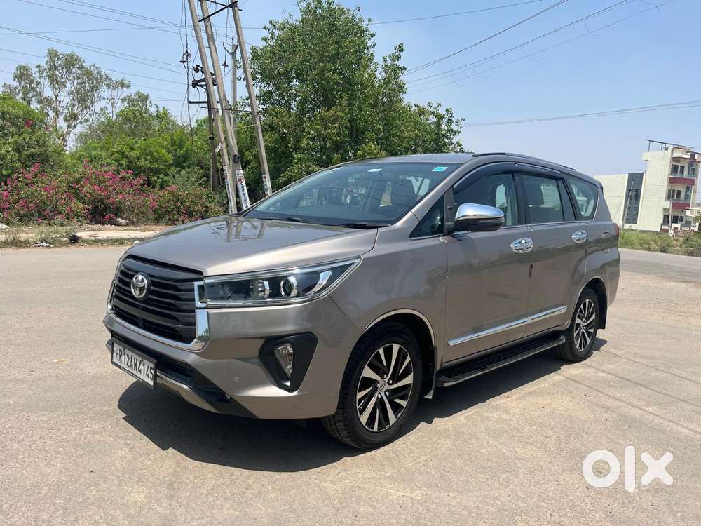 Toyota Innova Crysta 2.4 Gx Limited Edition At 7 Str, 2021, Diesel