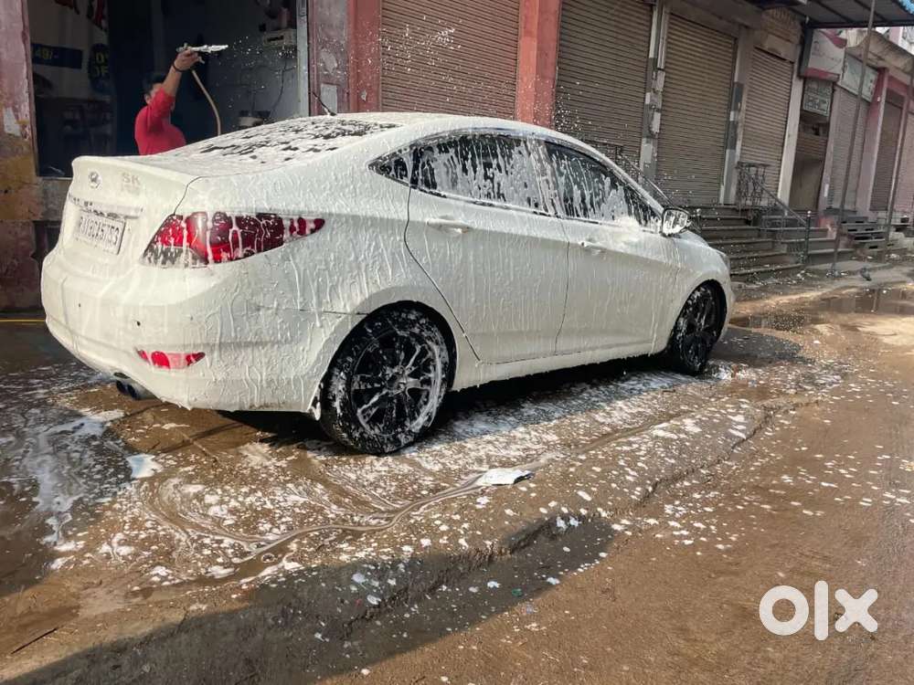 Hyundai Verna