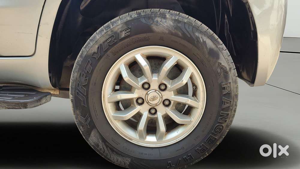 Mahindra Tuv 300 Mhawk100 T8, 2017, Diesel