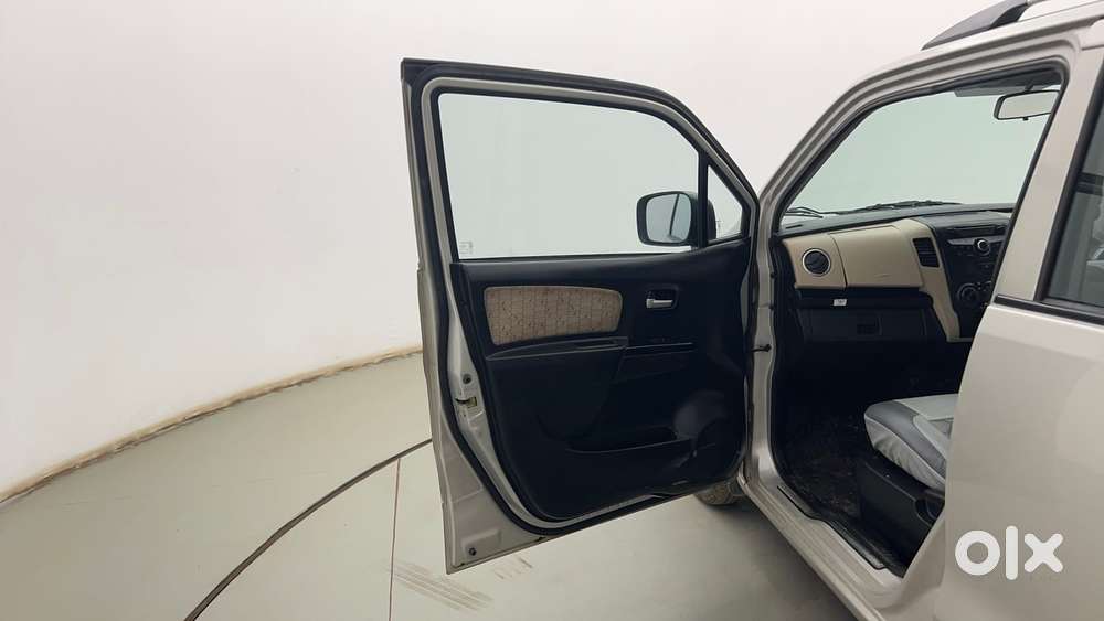 Maruti Suzuki Wagon R 1.0 Vxi (o) Amt, 2018, Petrol
