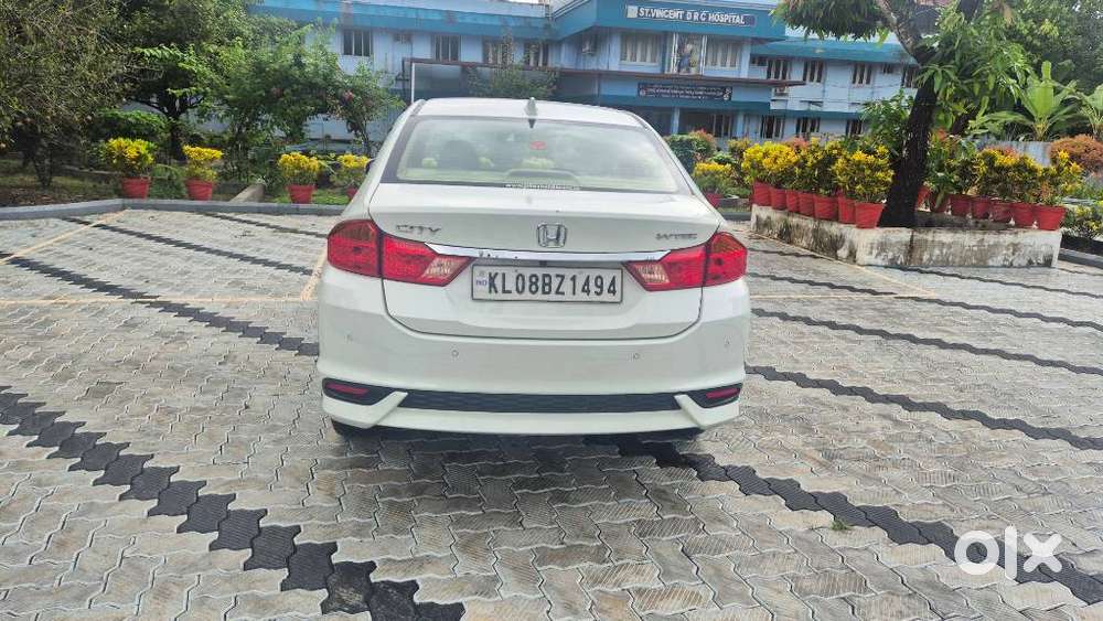 Honda City Vx Petrol Mt, 2022, Petrol