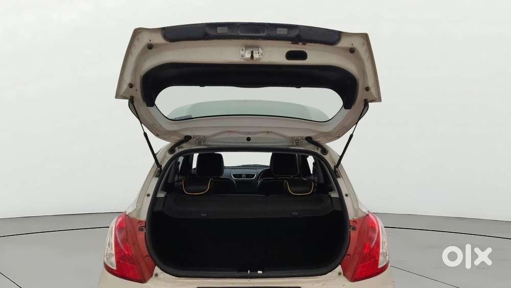 Maruti Suzuki Swift Vxi, 2015, Petrol
