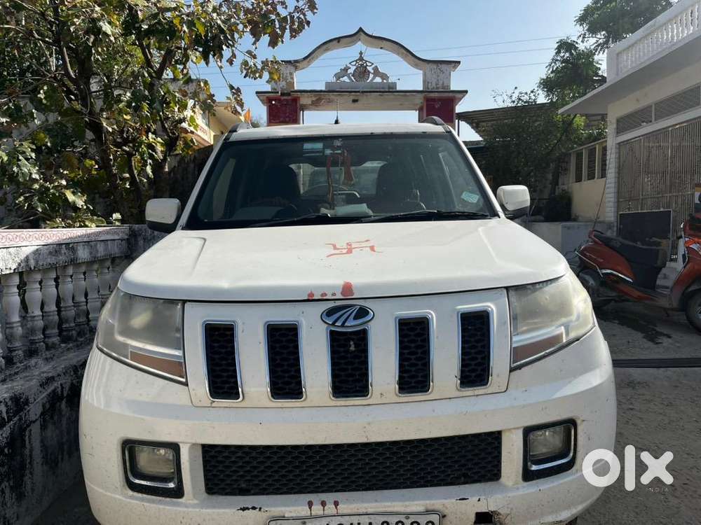Mahindra Tuv 300 2016 Diesel Well Maintained