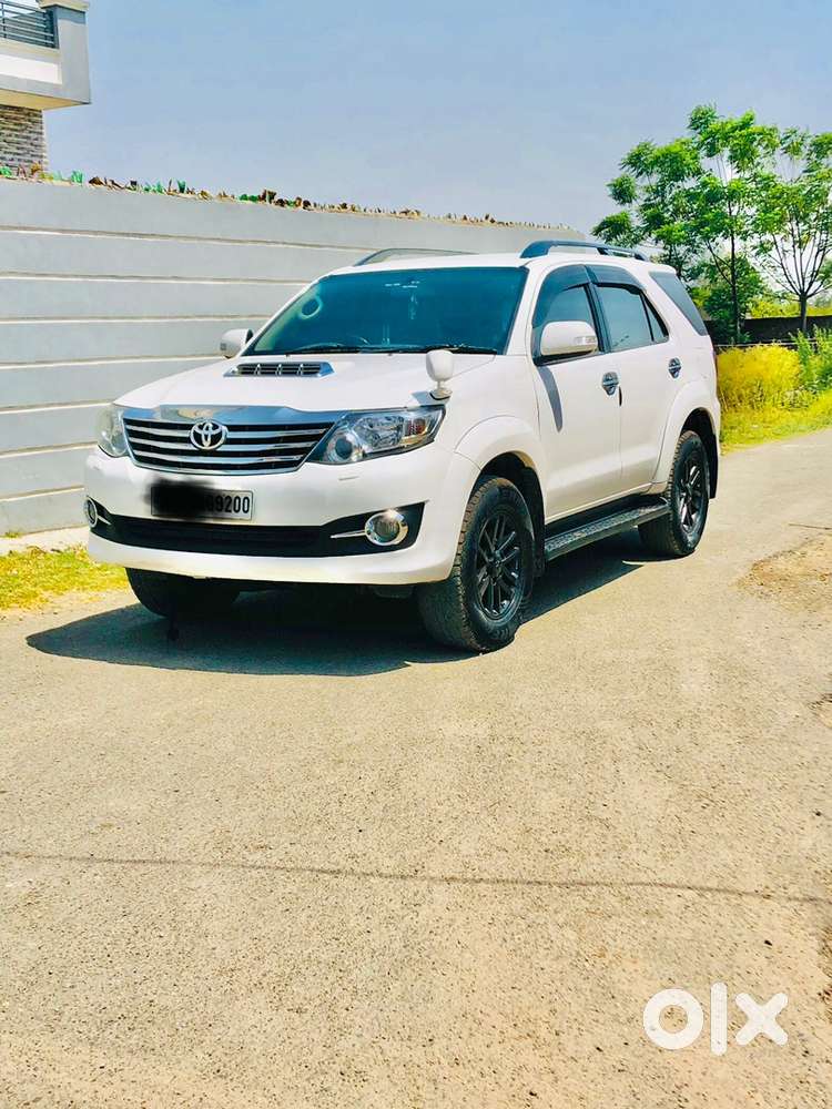 Toyota Fortuner 2014 Diesel Well Maintained