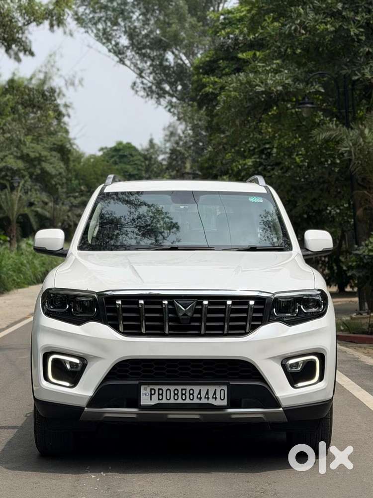 Mahindra Scorpio N Z8 Select Diesel At 2wd 7-seater, 2025, Diesel