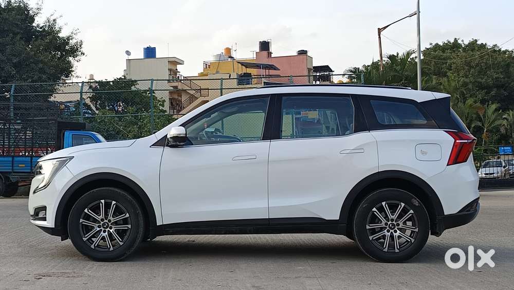 Mahindra Xuv700 2.2 Ax 7 Diesel At Str, 2022, Diesel