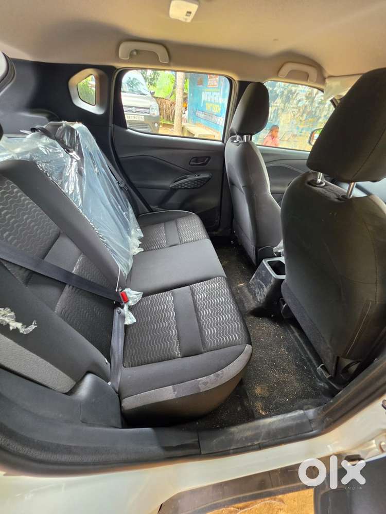 Nissan Magnite Petrol Manual 2026