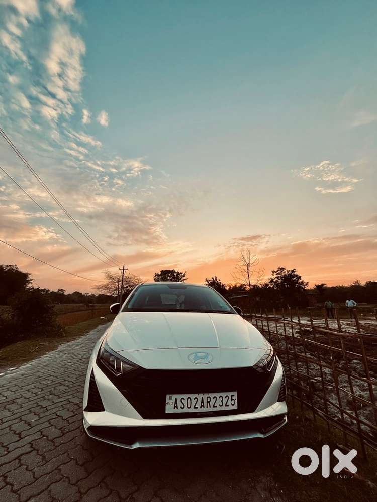 Hyundai New I20 2024 Petrol 10700 Km Driven. Top Notch Quality.