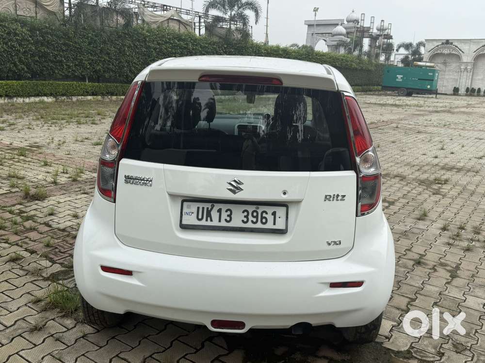 Maruti Suzuki Ritz Vxi, 2012, Petrol