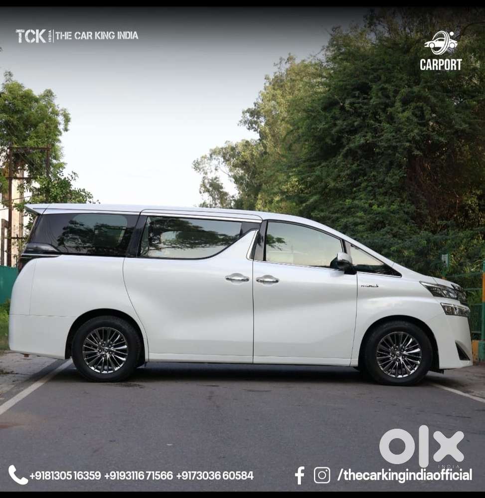 Toyota Vellfire 2.5 Executive Lounge, 2020, Petrol