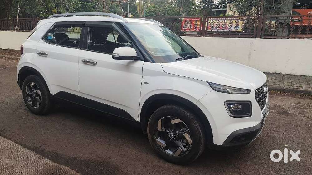 Hyundai Venue Sx Plus Turbo Dct, 2022, Petrol
