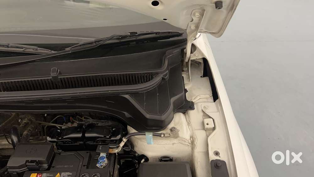 Hyundai New I20 1.2 Asta (o) Mt, 2023, Petrol