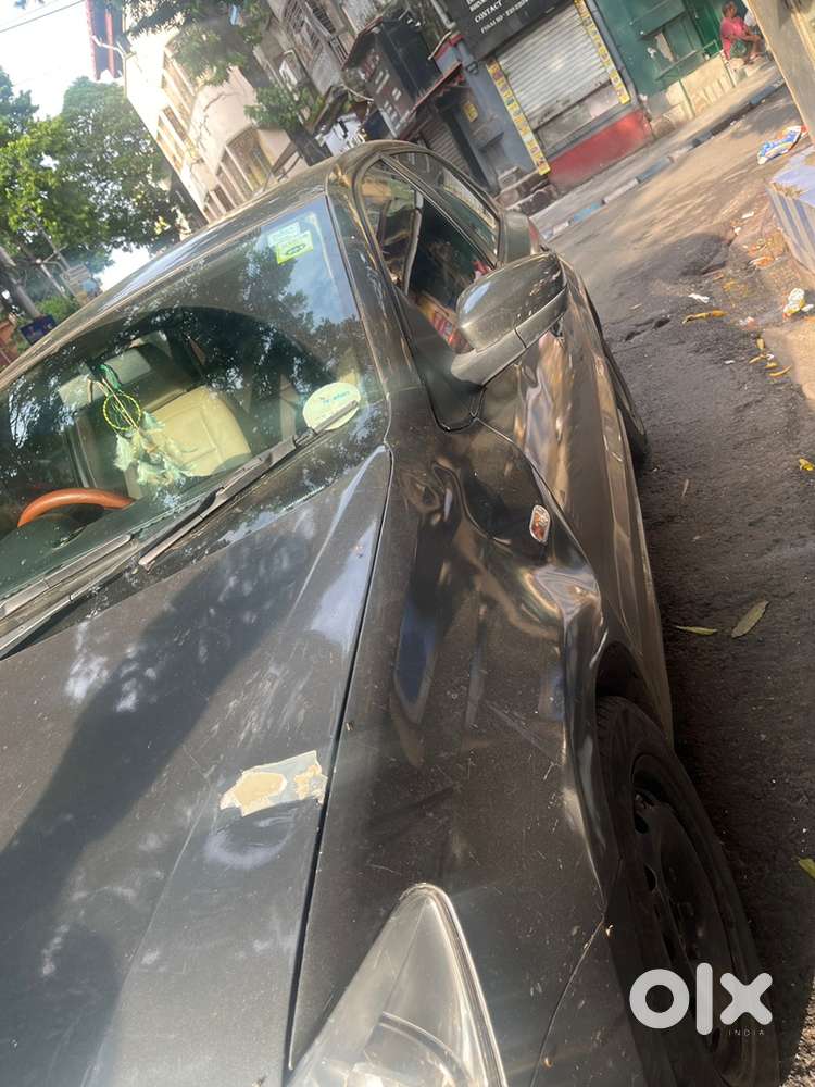 Volkswagen Polo Petrol Manual 2012