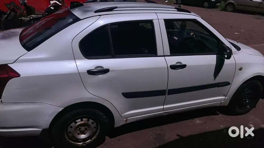 Maruti Suzuki Swift 2011 Petrol Model