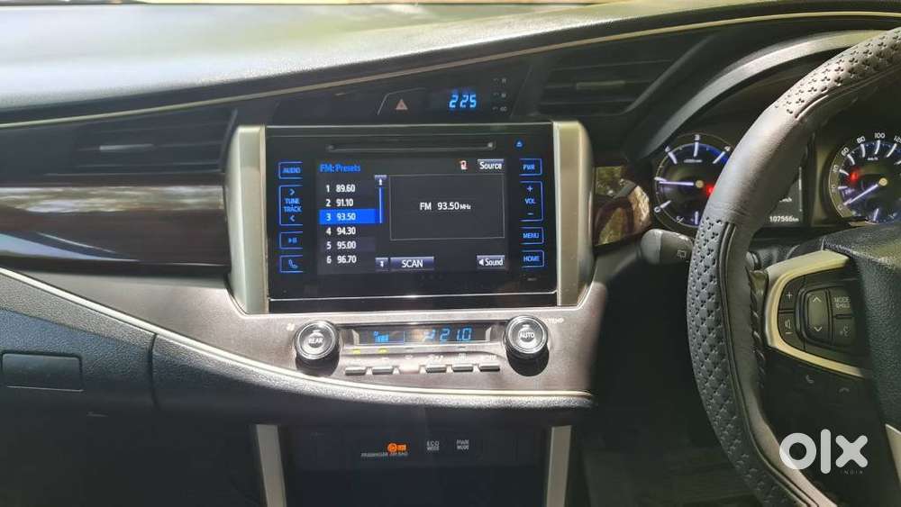 Toyota Innova Crysta 2.4 V 8 Str, 2017, Diesel