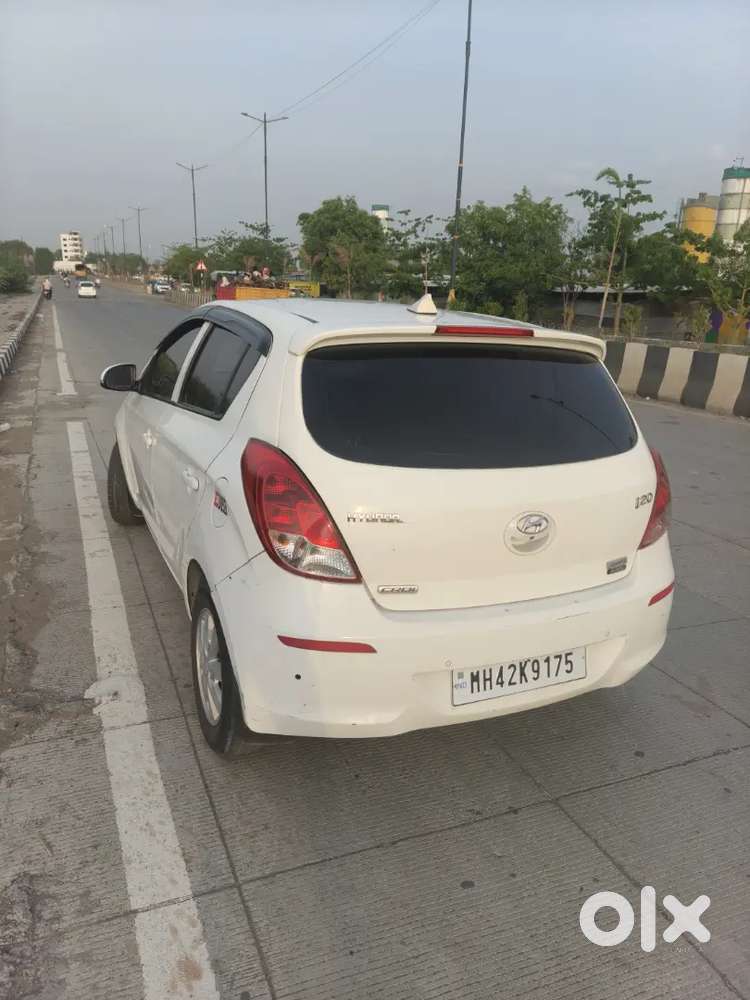 Hyundai I20 2013 Diesel Well Maintained Zero Maintenance Top Model