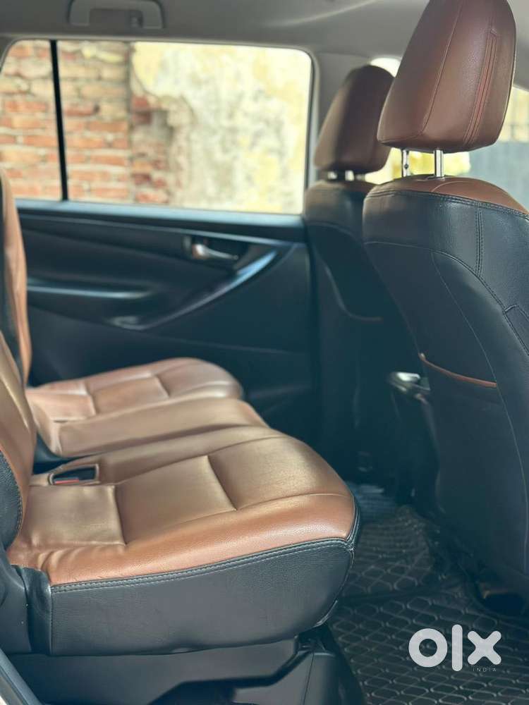 Toyota Innova Crysta [2020-ongoing] 2.4 Gx At 7 Str, 2019, Diesel