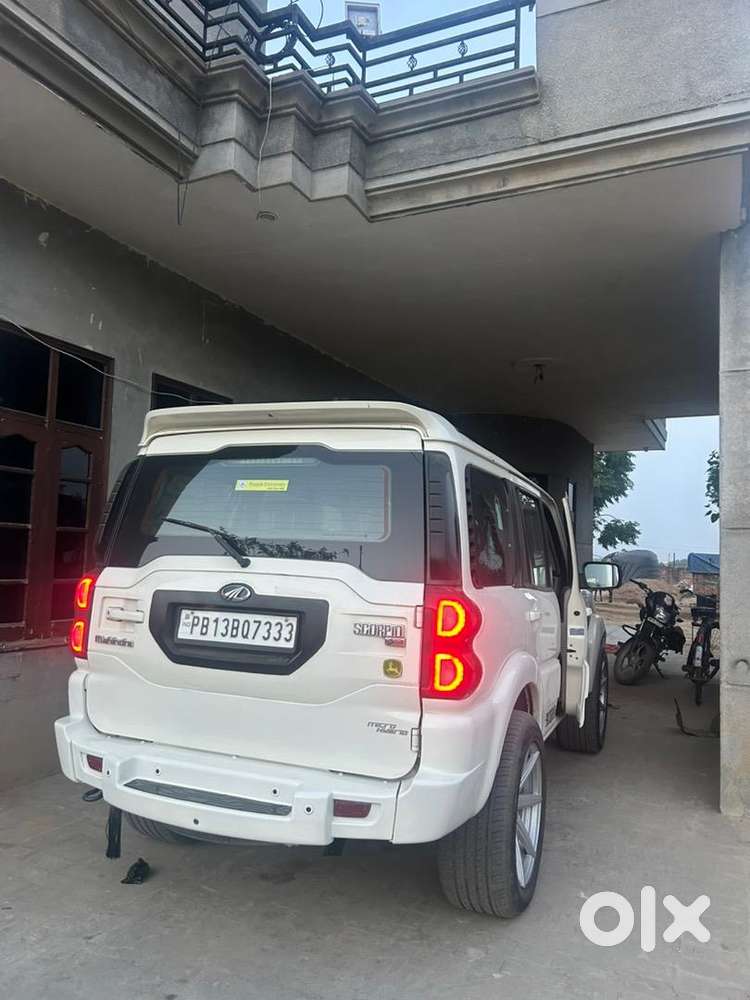 Mahindra Scorpio  2014