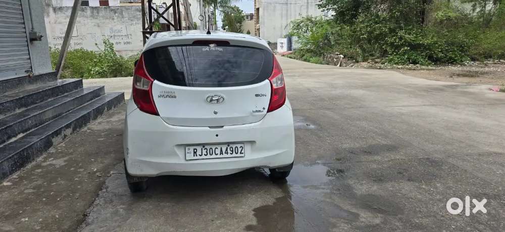 Hyundai Eon 2015 Cng & Hybrids Well Maintained