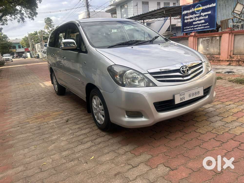 Toyota Innova 2.5 V 7 Str, 2011, Diesel