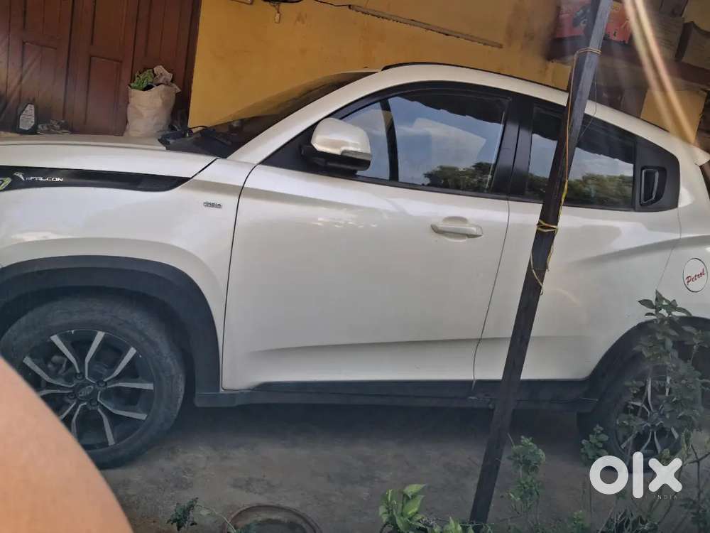 Mahindra Kuv 100 Nxt K8 Top Model 2018 Model