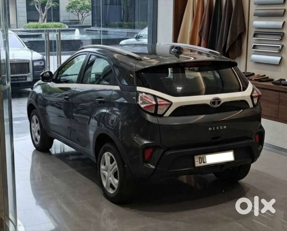 Tata Nexon, 2021, Petrol