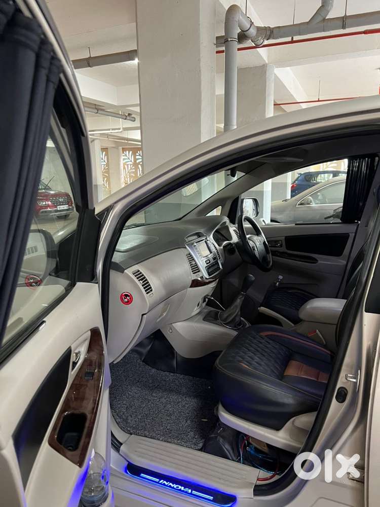 Toyota Innova Diesel 2014