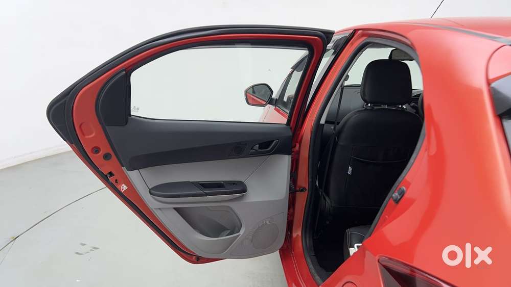Tata Tiago Xza, 2021, Petrol