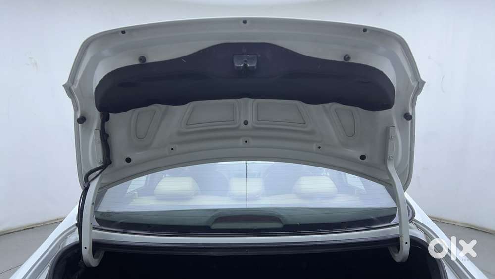 Hyundai Verna Fluidic 1.6 Vtvt Sx Automatic, 2012, Petrol