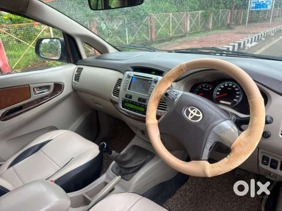 Toyota Innova 2.5 Vx 8 Str, 2013, Diesel