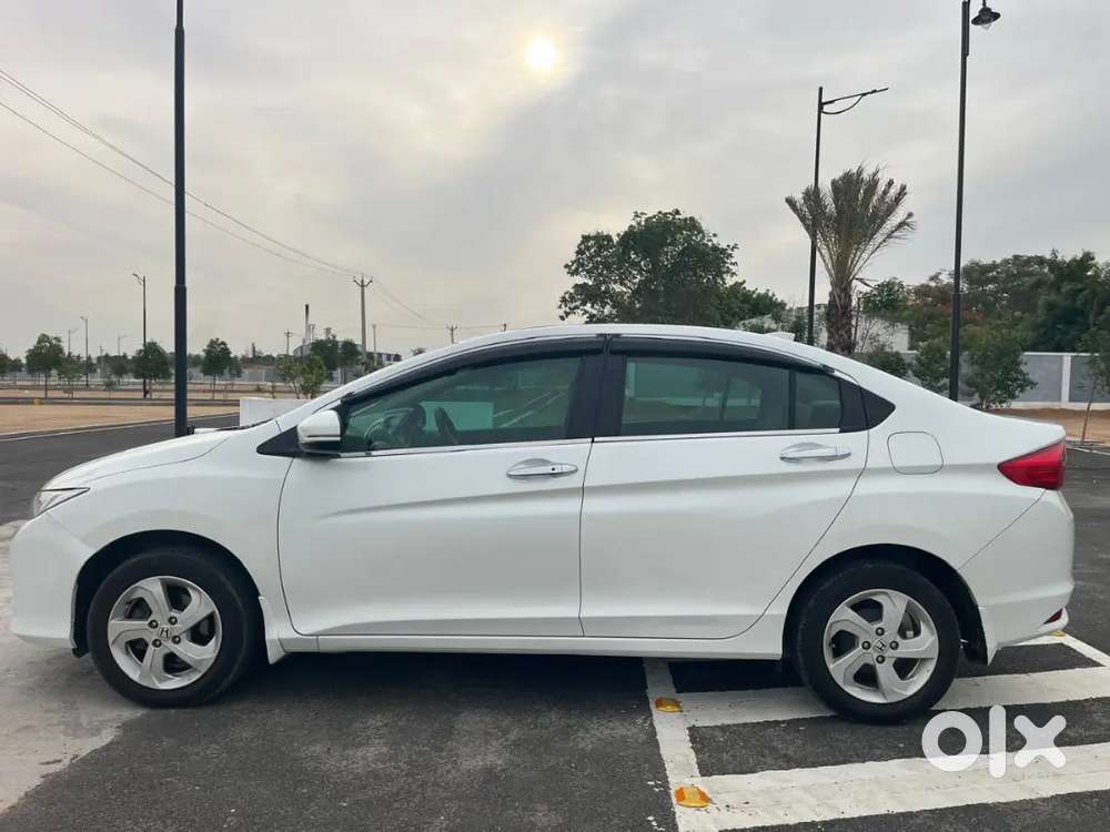 Honda City 1.5 Vx Petrol 2016