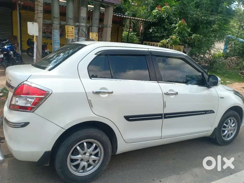 Maruti Suzuki Dzire 2016 Diesel 170000 Km Driven Mint Condition