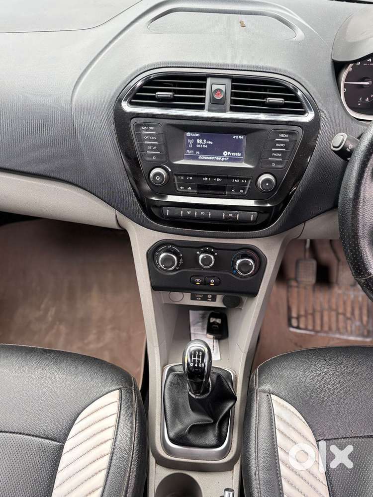 Tata Tiago 1.2 Revotron Xz (o), 2017, Petrol