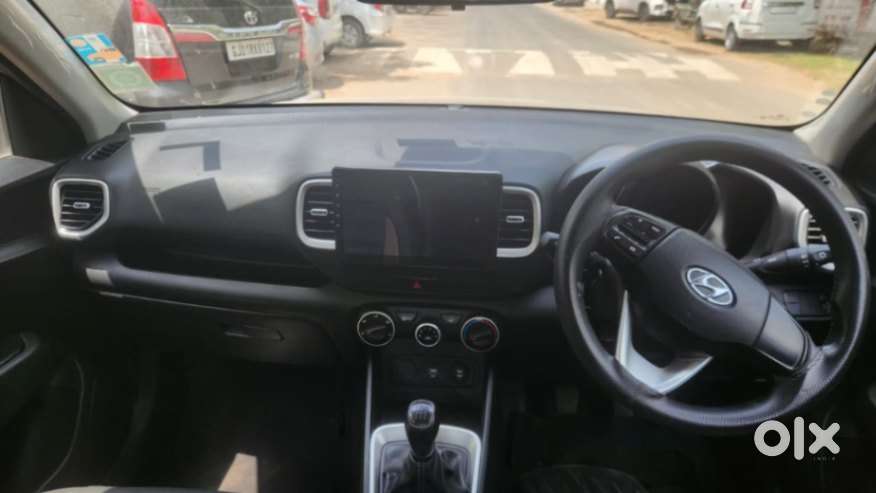 Hyundai Venue 1.5 S (o) Crdi, 2021, Petrol